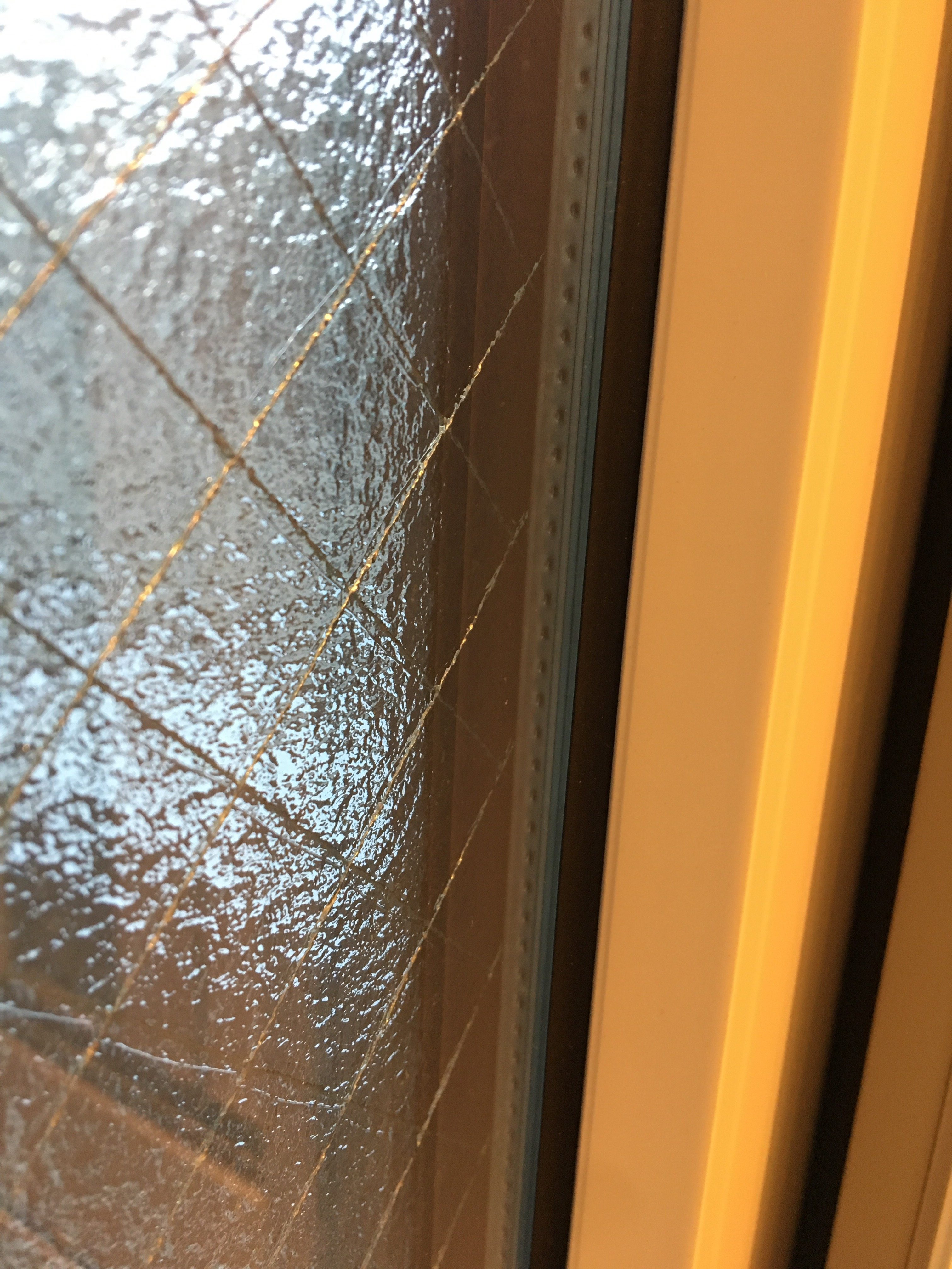 11月 樹脂スペーサーとアルミスペーサー窓温度計測結果 失敗しない高気密高断熱住宅